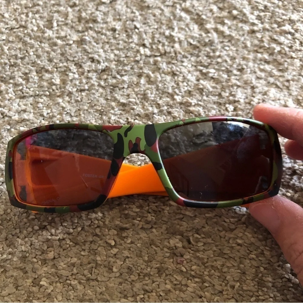 Kids army print sunglasses